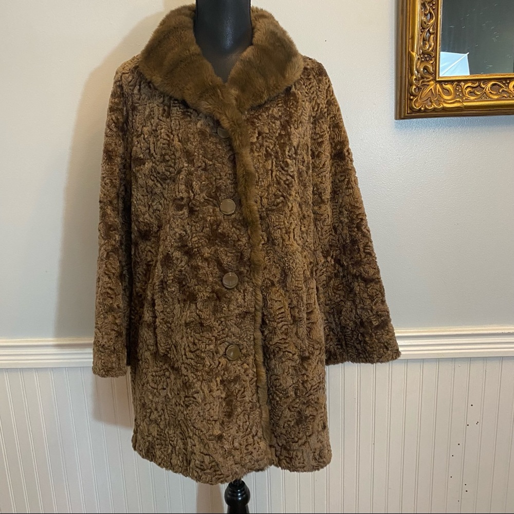 Sportowne Womens Coat Size Size 10 Brown Button Closure Faux Fur